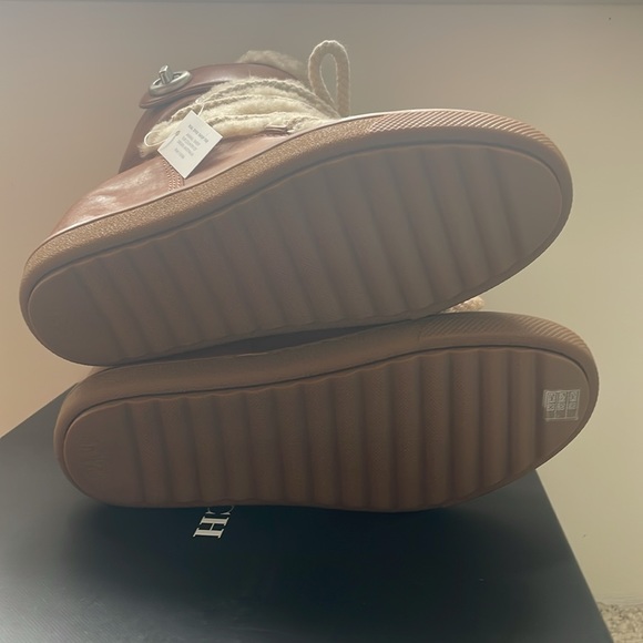 COACH Women’s Monroe shearling Boot size 7 - Picture 6 of 9